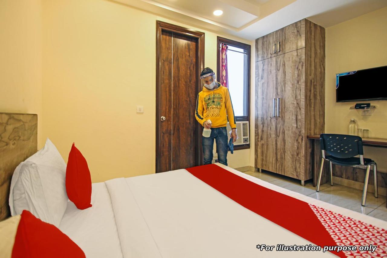 Oyo Flagship Hotel Golden Suites Bangalore Eksteriør billede